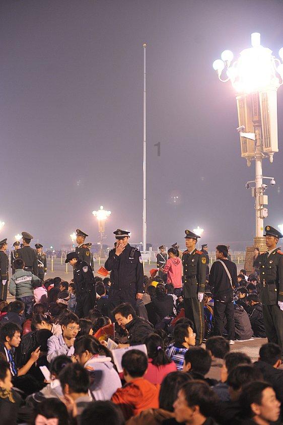 组装机械警暴龙
